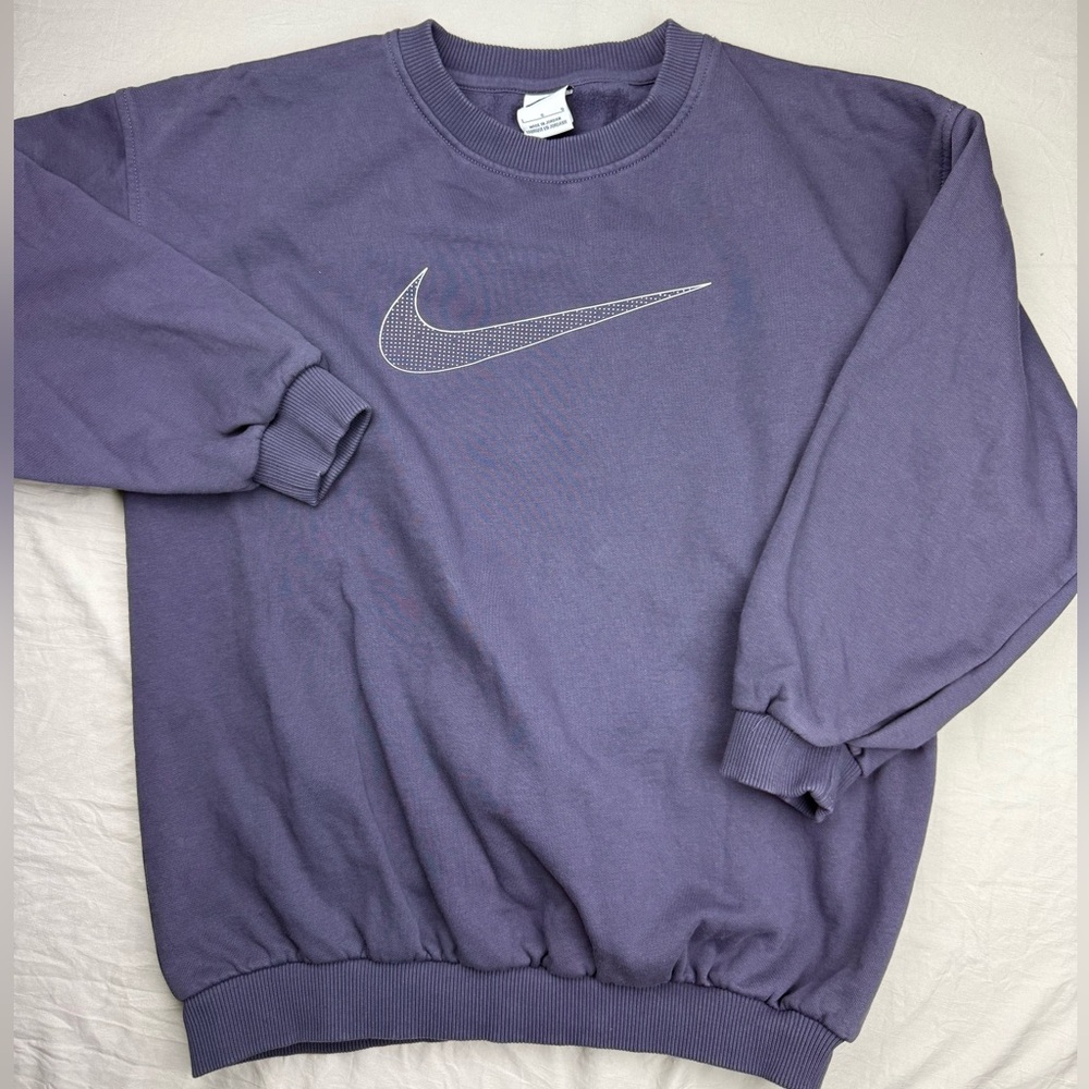 Nike girls Purple fleece sweatshirt size Large